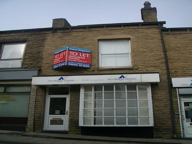 Shop to Rent 8 Victoria Road, Elland