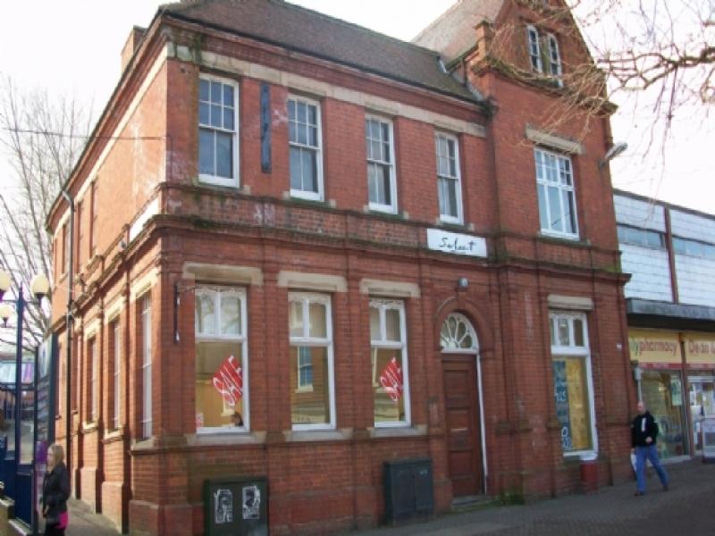 Shop to Rent - 4 High Street, Swadlincote, Derbyshire, DE11 8JF