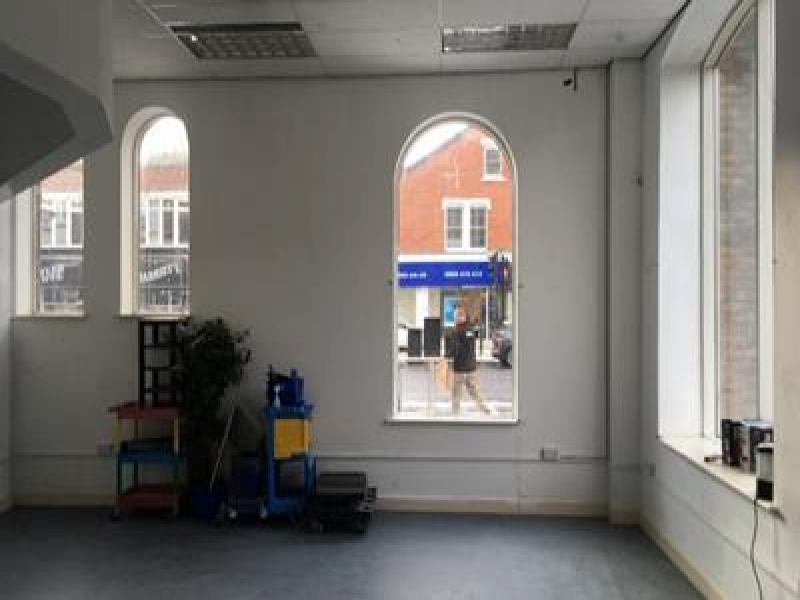 Shop to Rent , 132 Linthorpe Road, MIDDLESBROUGH, TS1 3RA