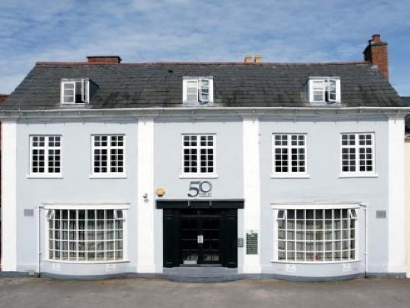 Office to Rent 50 High St, HenleyinArden, Warwickshire, B95 5AN